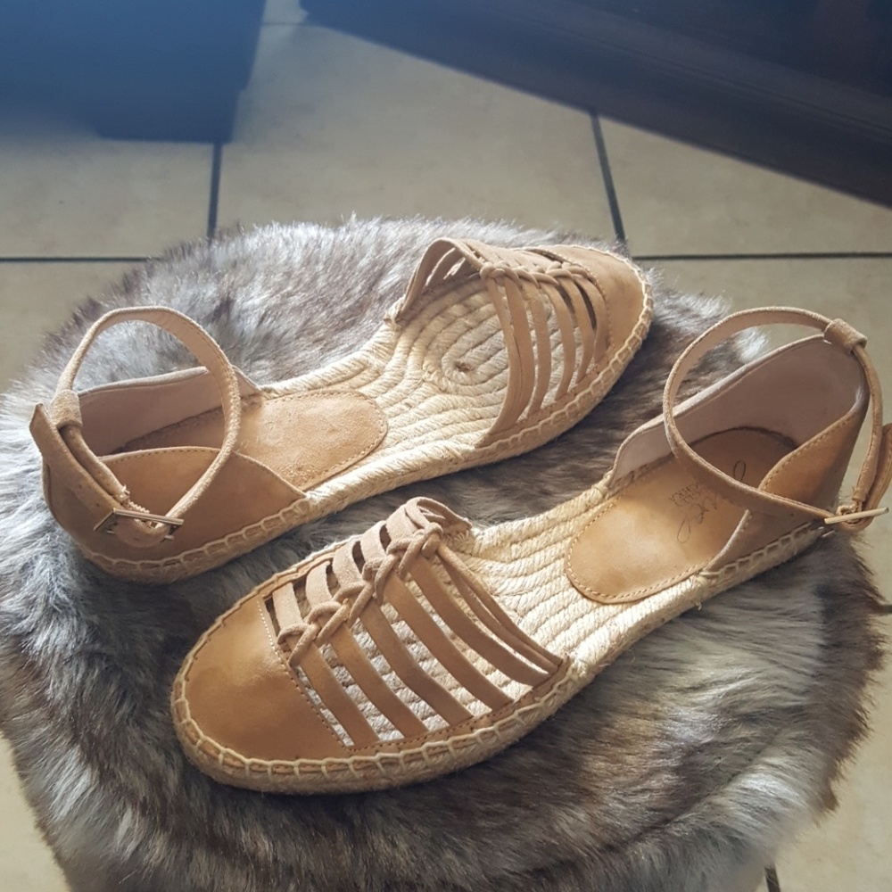 Badgley mischka jewel espadrilles sandals sz 61/2